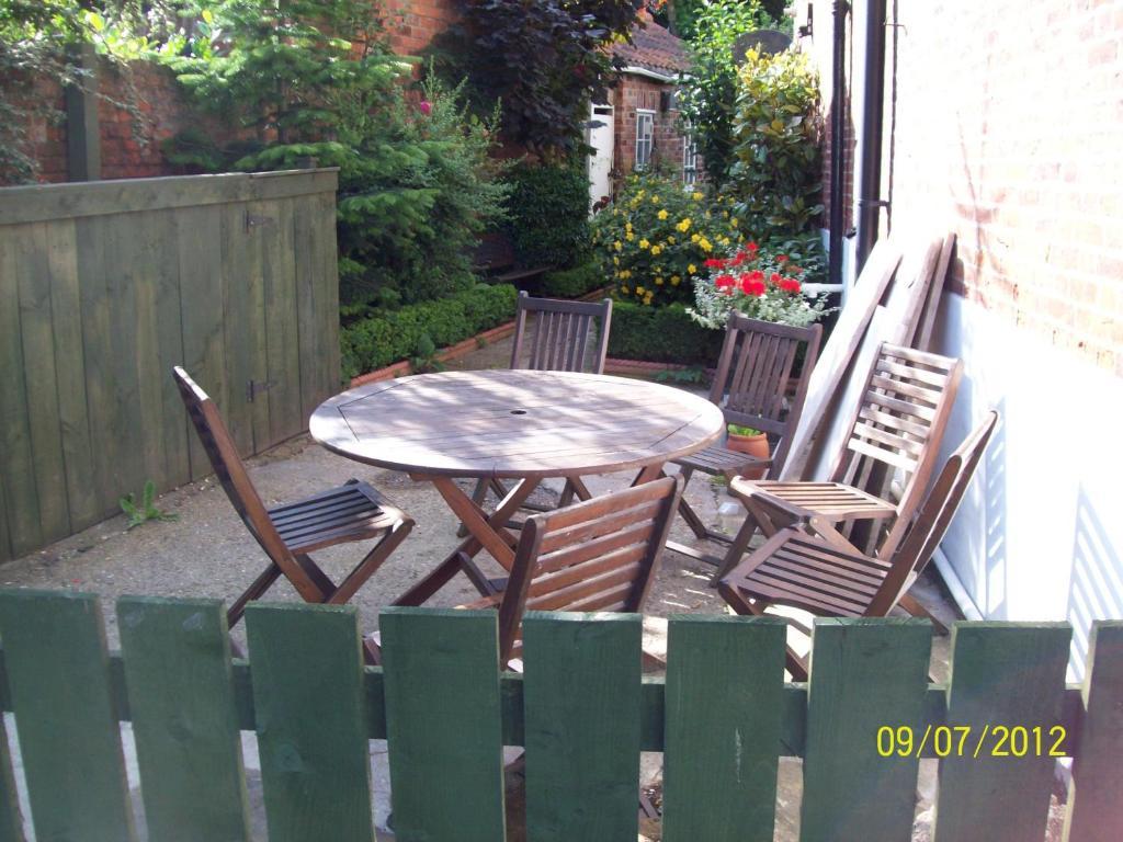 Minster Garth Guest House Beverley Exterior photo
